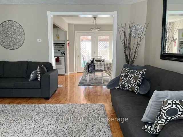 3+1 Bedroom Semi-Detached Home in Thorold Near Brock University