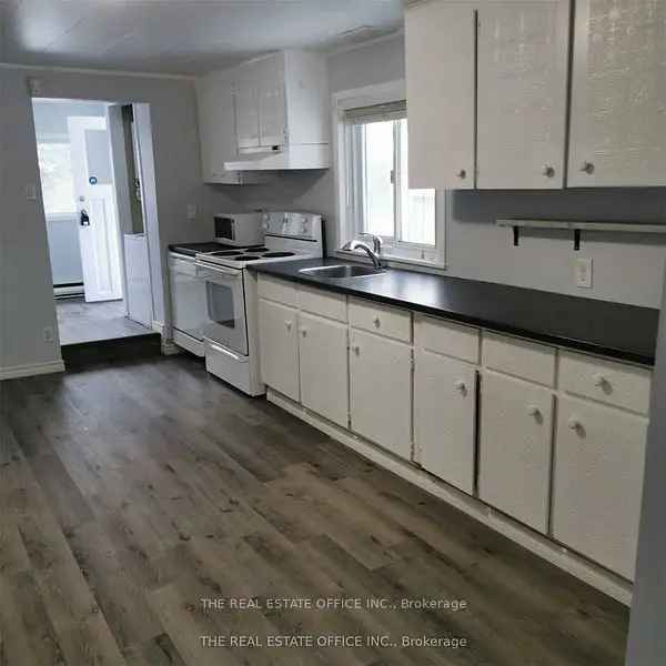 House For Sale in Innisfil, Ontario