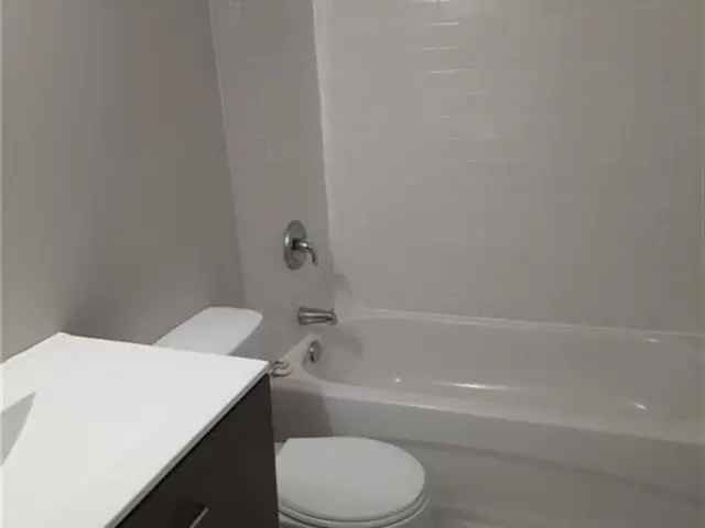 Townhouse For Rent in Huron East, Ontario