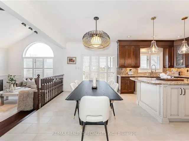 House For Sale in Caledon, Ontario