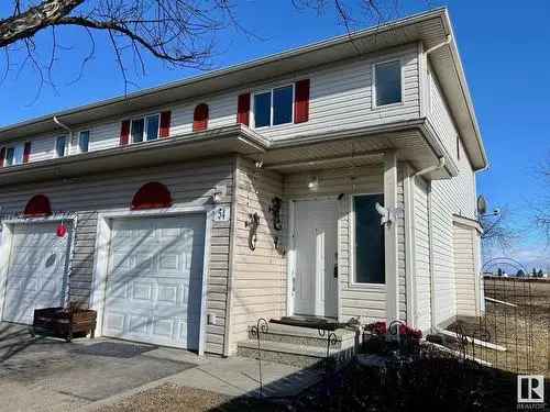 Townhouse for Sale in Canon Ridge Edmonton with Modern Upgrades