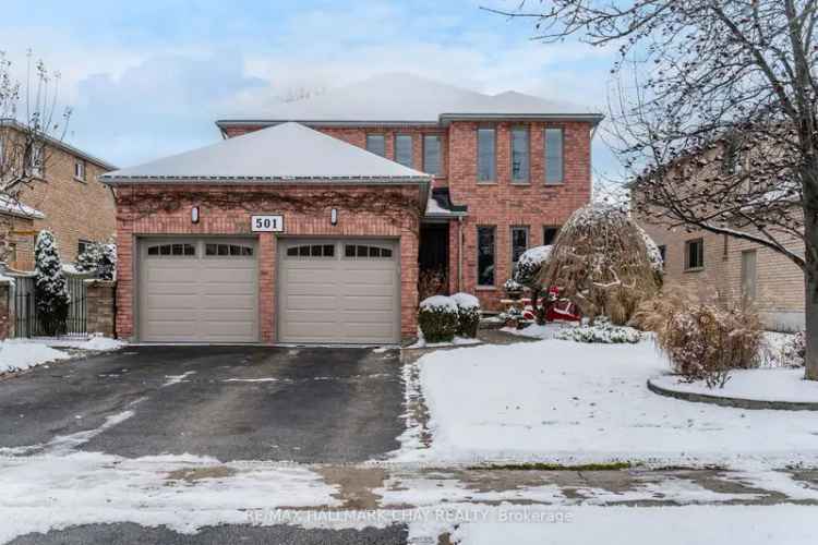 House For Sale in Barrie, Ontario