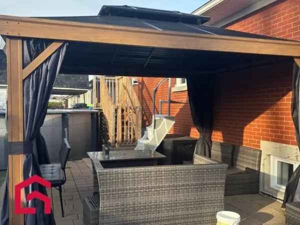 4 Bedroom Bungalow for Sale in Victoriaville