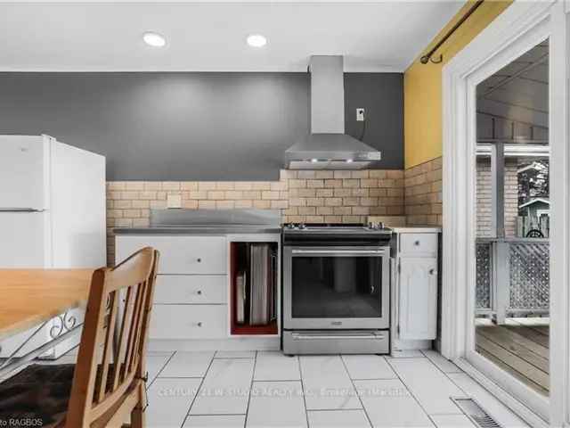 House For Sale in Collingwood, Ontario