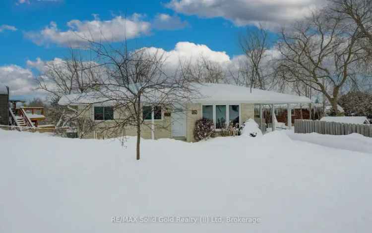 Updated 3-Bedroom Bungalow Main Floor Living Walkout Basement