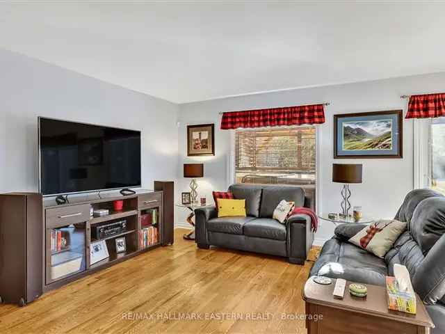 House For Sale in Peterborough, Ontario