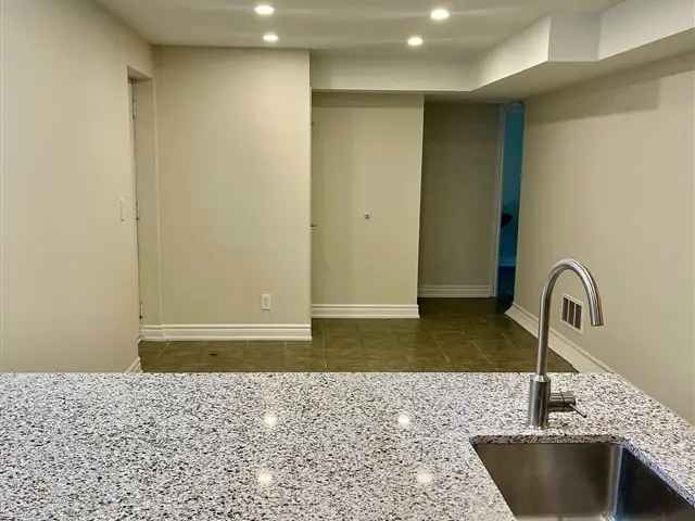 2 Bed 2 Bath Basement Apartment in Westbrook Richmond Hill