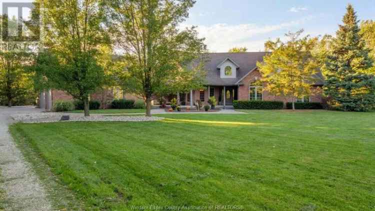 7-Acre Private Ranch Home Luxury Finishes Stunning Views