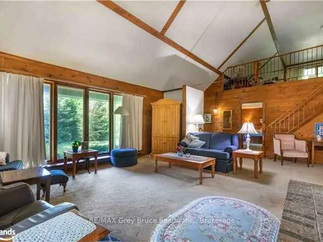 House For Sale in Meaford, Ontario