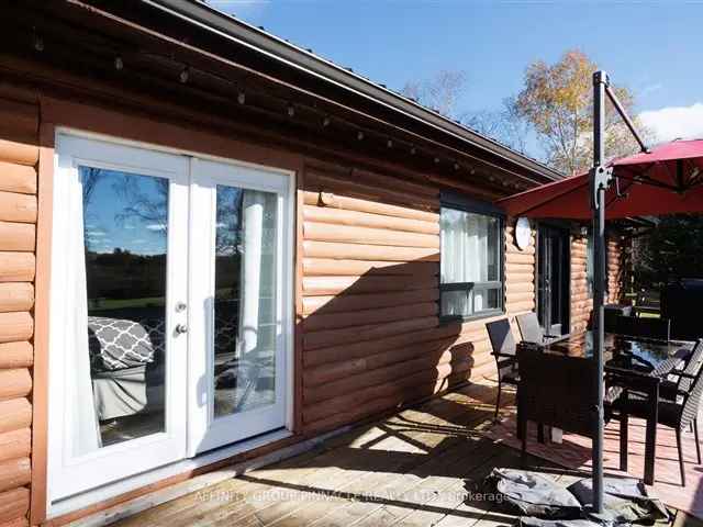 Cozy 4 Bedroom Log Bungalow on Emily Creek