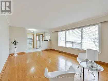 3 rooms apartment of 675 m² in Toronto