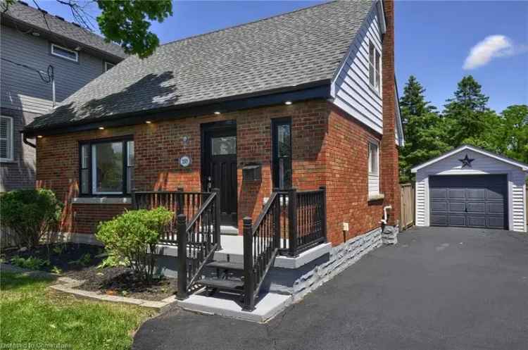 House For Sale in Cambridge, Ontario