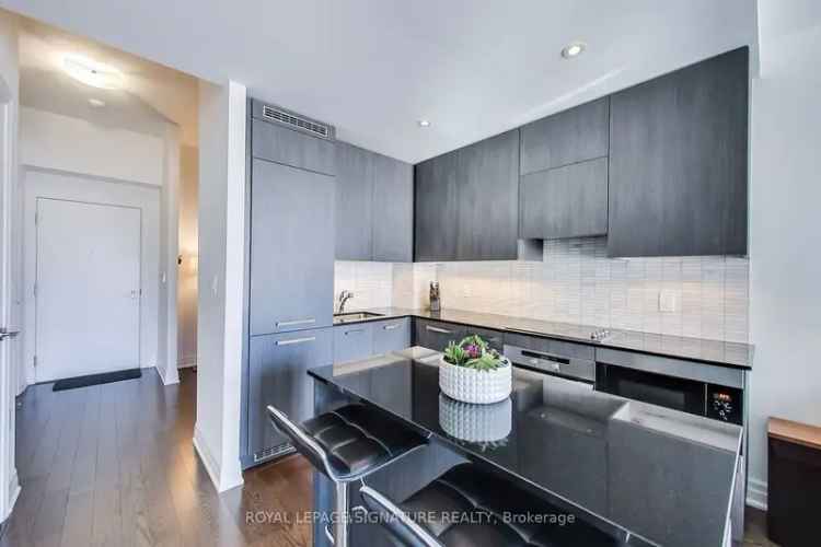 Condo For Sale in Toronto, Ontario