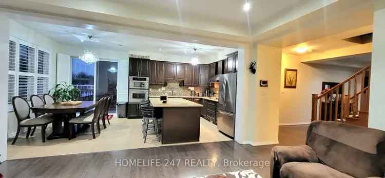 Luxury 4500 Sq Ft Home 4 Beds 2 Units Ravine Lot