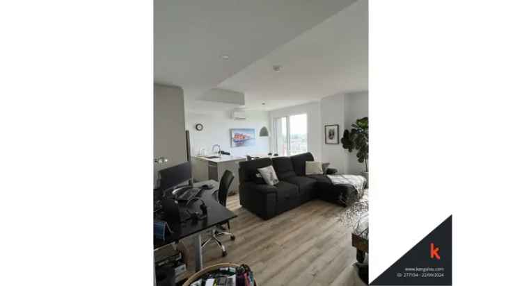 Modern Apartment Rental Near Jacques Cartier Bridge