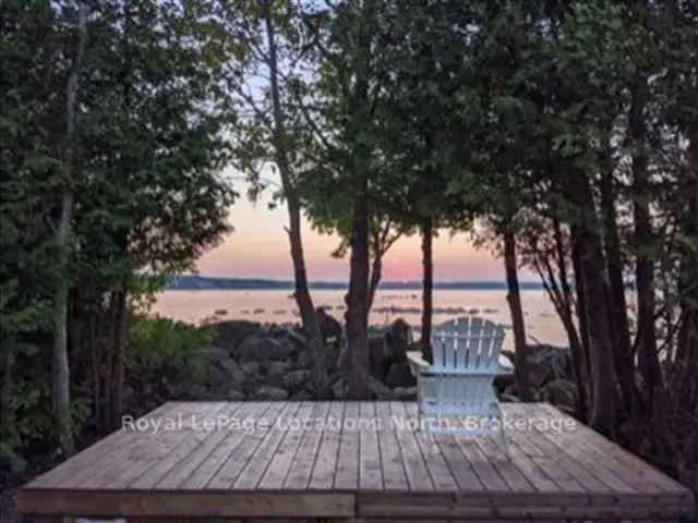 Georgian Bay Waterfront Property in Thornbury