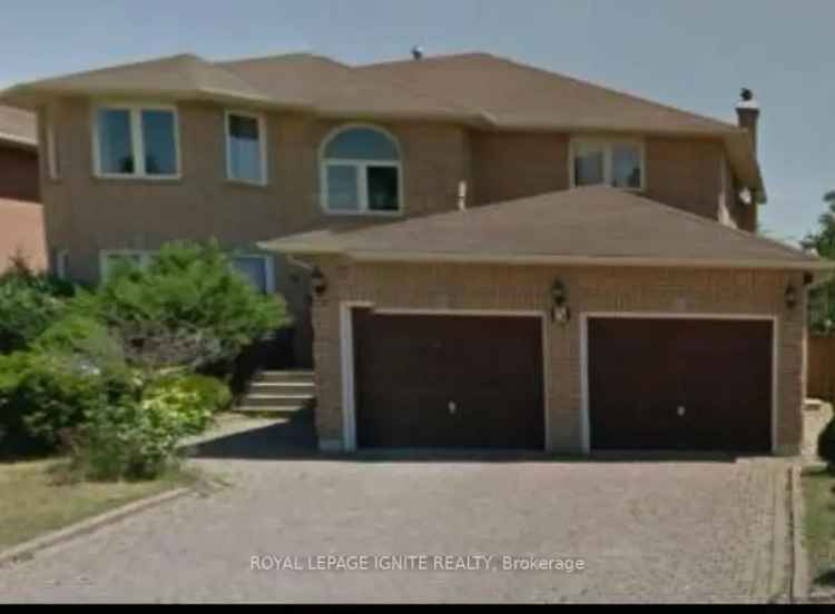 All Brick Home Near U of T Scarborough Campus