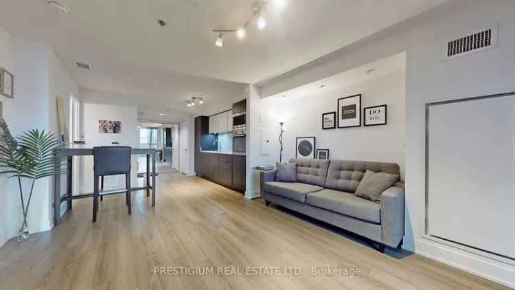 Condo For Sale in Toronto, Ontario