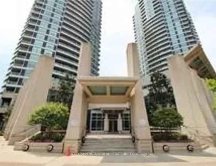 Condo For Rent in 33, Elm Drive West, Mississauga, Ontario