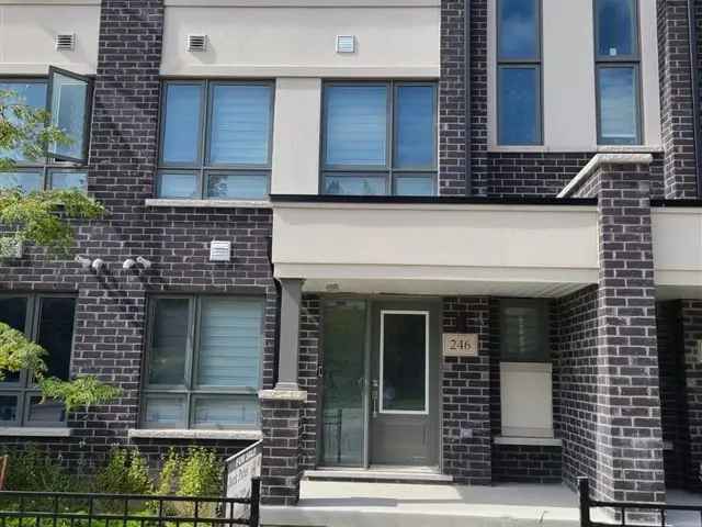 Modern 3-Storey Townhouse  3 Beds 2.5 Baths Double Garage