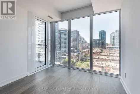 2 rooms apartment of 145 m² in Toronto