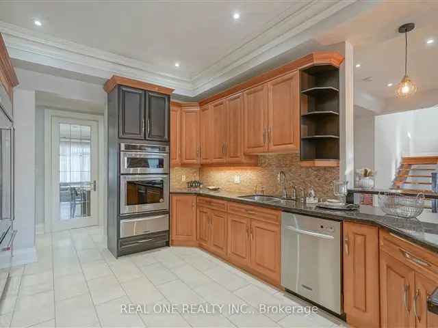 Elegant Custom Built Home in North York