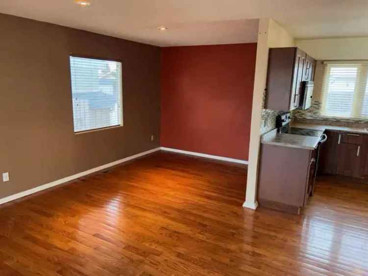 House For Rent in Red Deer, Alberta