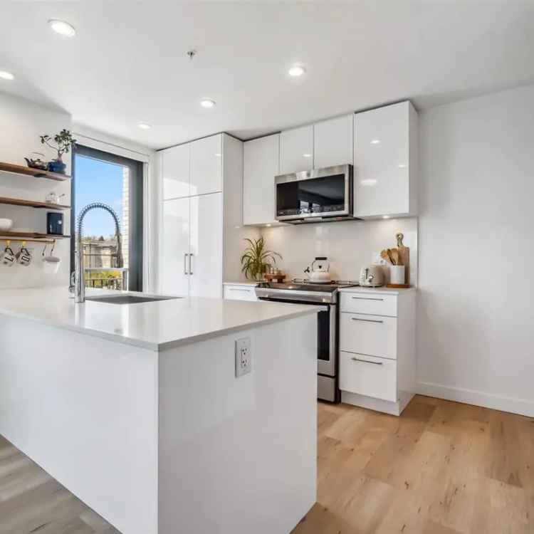 Corner Unit Apartment in ONE Shaughnessy Port Coquitlam