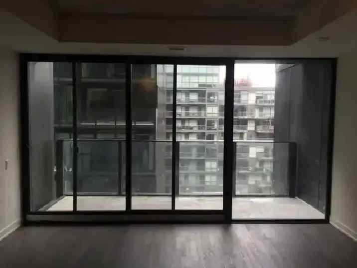 DOWNTOWN TORONTO KING & BATHURST ONE BEDROOM CONDO FOR RENT NOV