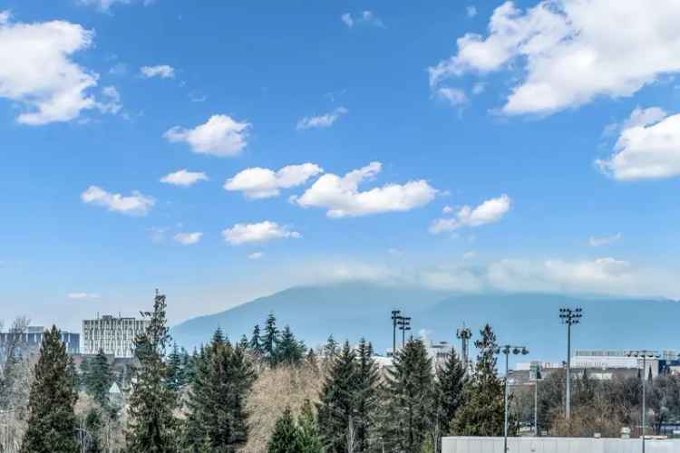 University VW Condo for Sale: Luxurious Nobel Park Residence