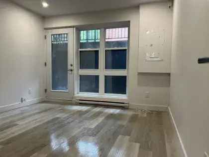 4 rooms apartment of 61 m² in Montreal