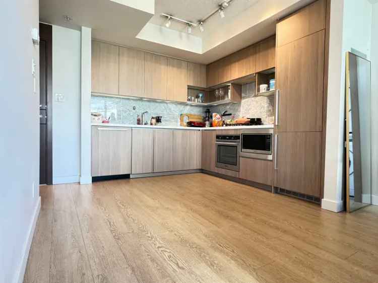 Luxury 1-Bedroom Condo in Downtown Vancouver