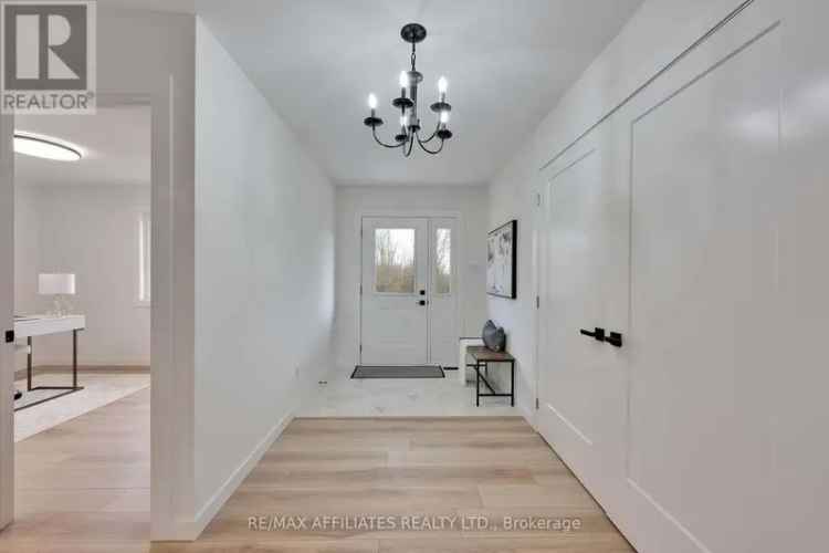4-Bed 3-Bath Home in Treed Oasis Near Merrickville