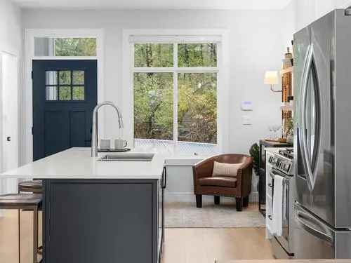 Townhomes for Sale in Guildford Surrey
