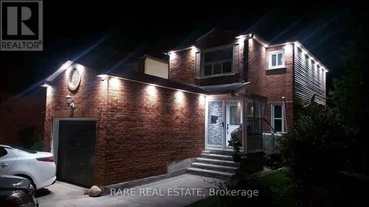 3 Bedroom House in Agincourt North - Newly Renovated