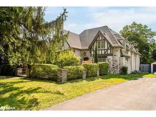 House For Sale In Barrie, Ontario