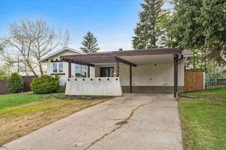 Bi Level Home with Retro Vibe and Workshop
