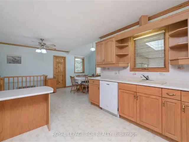 House For Sale in Oro-Medonte, Ontario