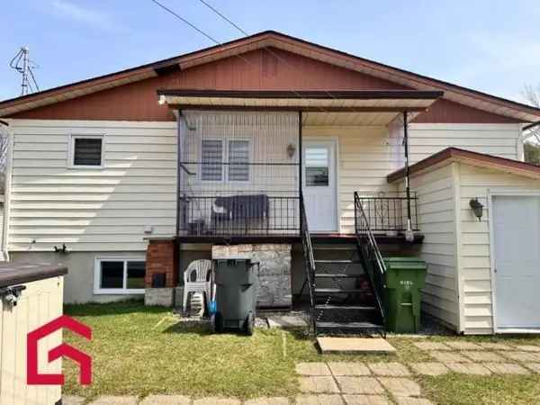 3-Bedroom Bungalow for Sale Laurentides