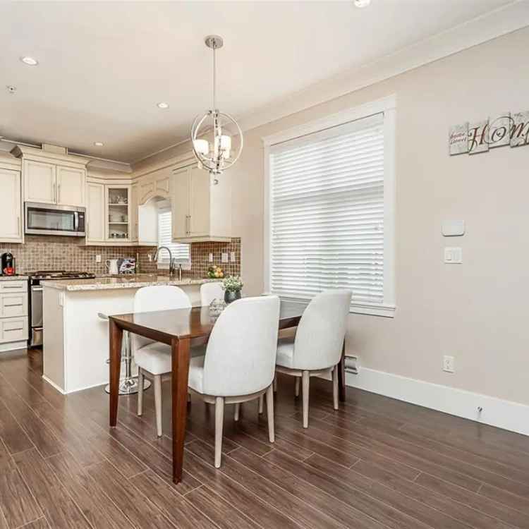 Burnaby Heights Townhouse for Sale 3 Beds 2.5 Baths