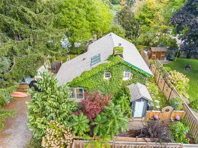 220 Year Old English Cottage Cobourg - Unique Historical Home