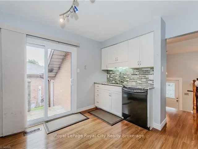 House For Sale in Kitchener, Ontario