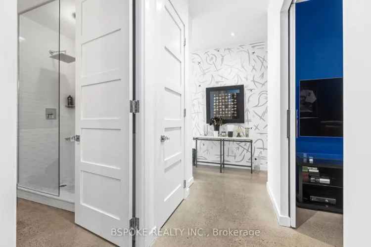 Penthouse for rent in King West Village with luxury features