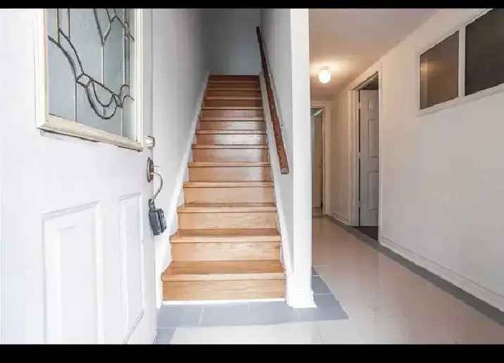 1 - Bedroom Townhouse for Rent Near Kennedy & Eglinton - $1200