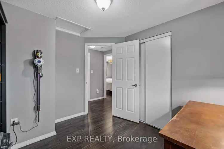 Buy House in Barrie's South End Holly Neighborhood with Great Amenities