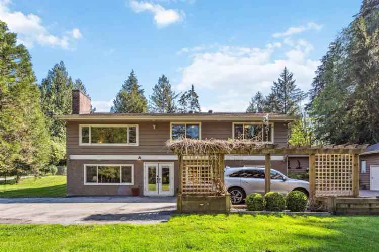 4 Bedroom Family Home with Pool and River Views
