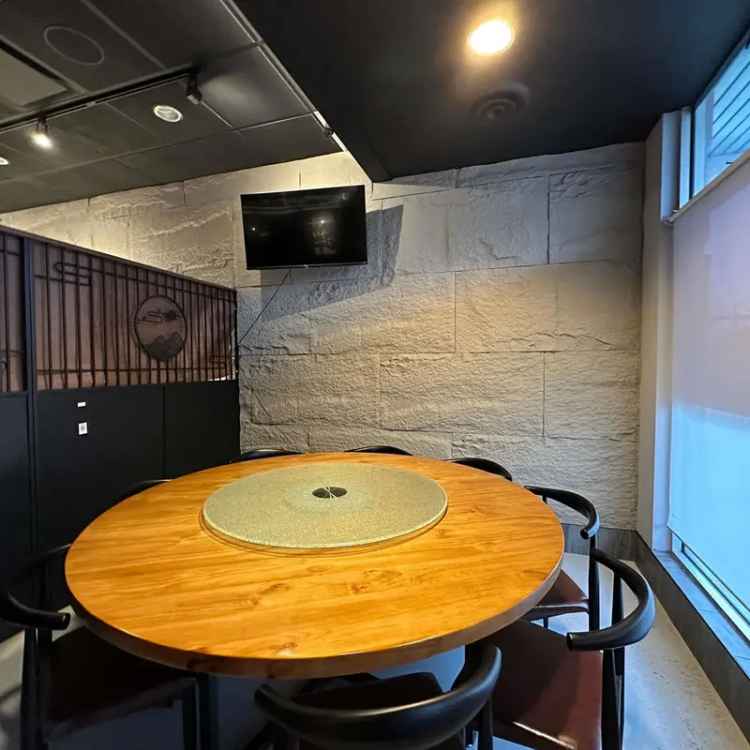 Buy Japanese Restaurant in Richmond with Prime Location and Kitchen Features