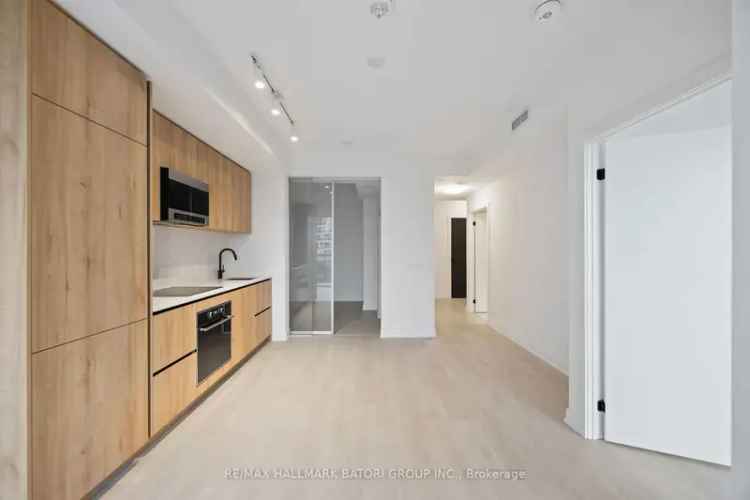 Condo For Rent in Toronto, Ontario