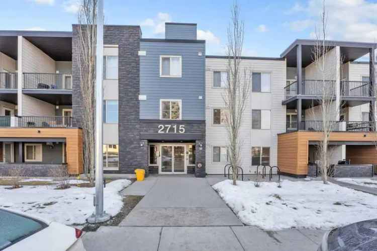 House For Sale in Calgary, Alberta