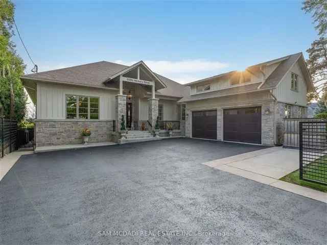 House For Sale in Mississauga, Ontario